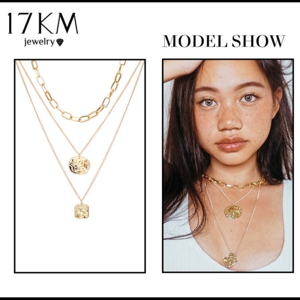 Multi layered necklace